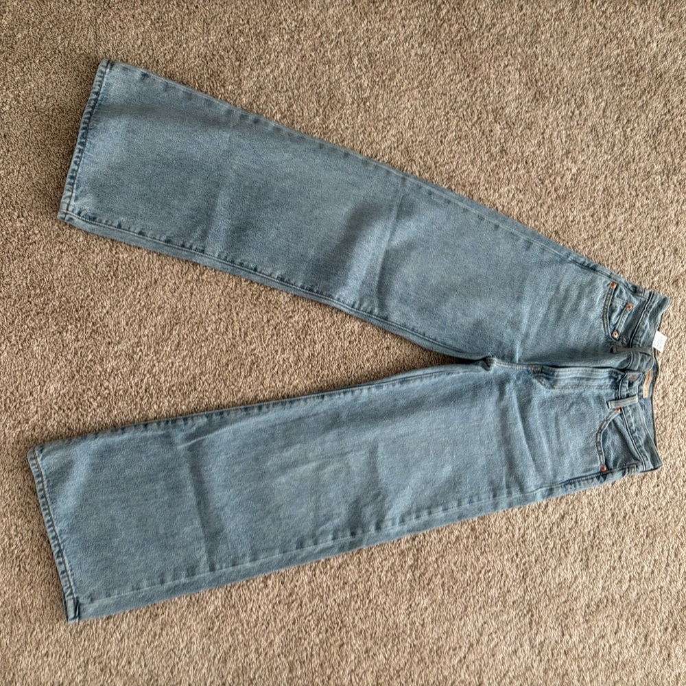 Levis Ribcage Wide Jeans Size 26